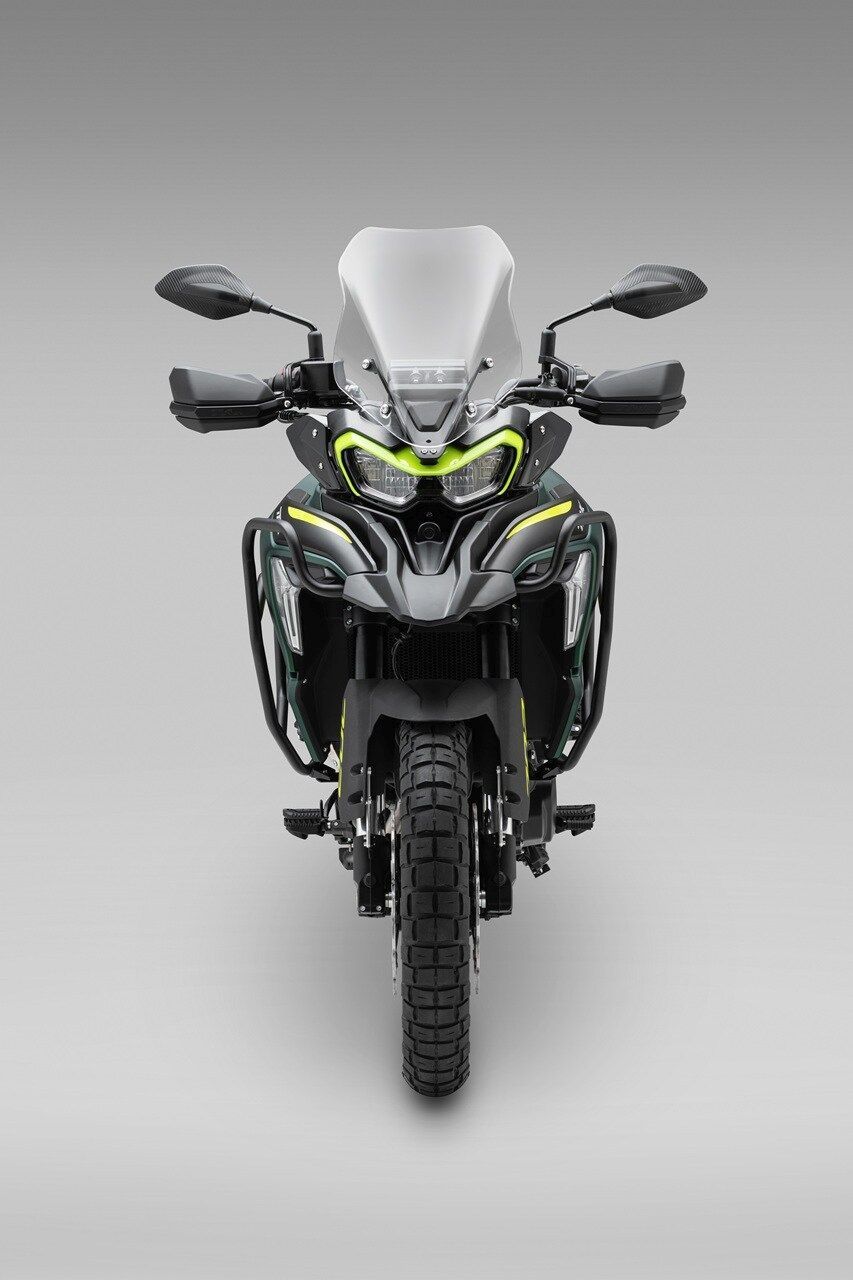 TRK 702 X