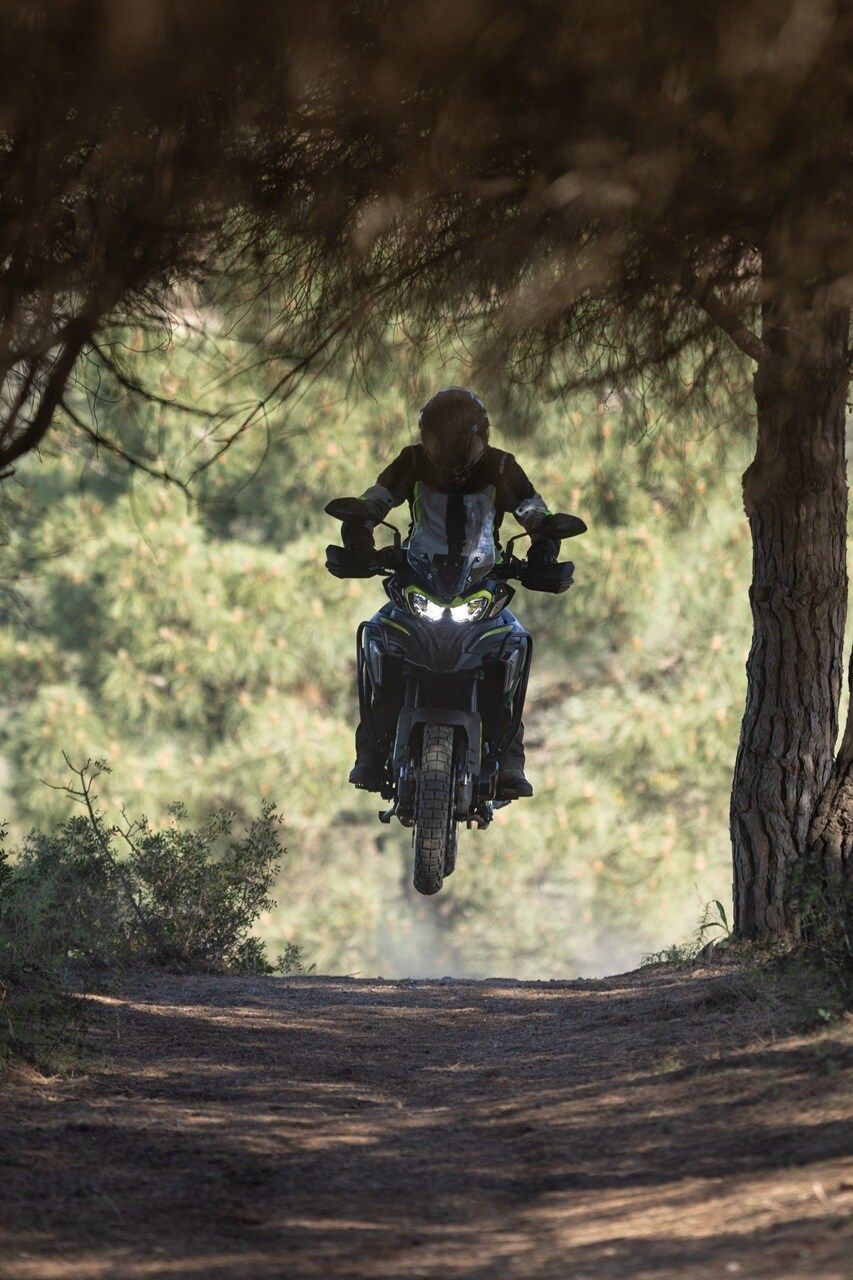 TRK 702 X