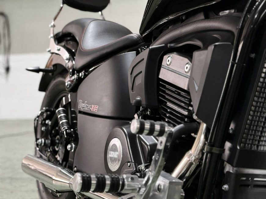 DAYTONA 125